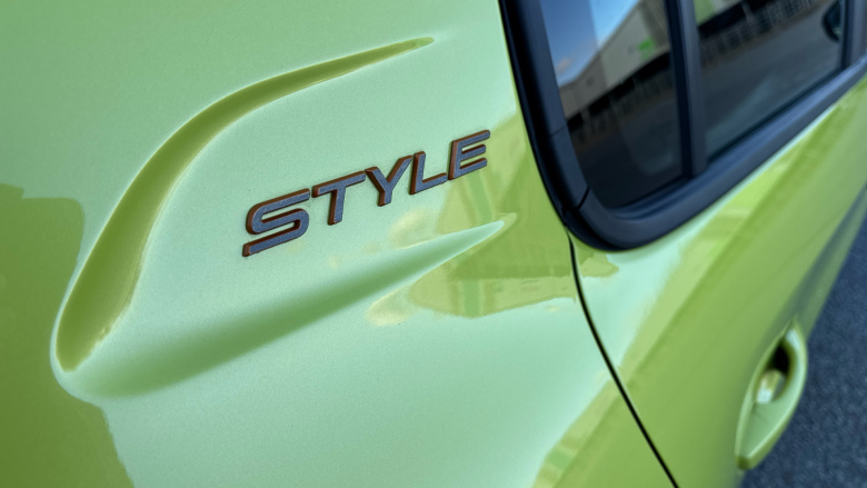 Peugeot 208 1.2 PureTech 100 Style 5dr Petrol Hatchback